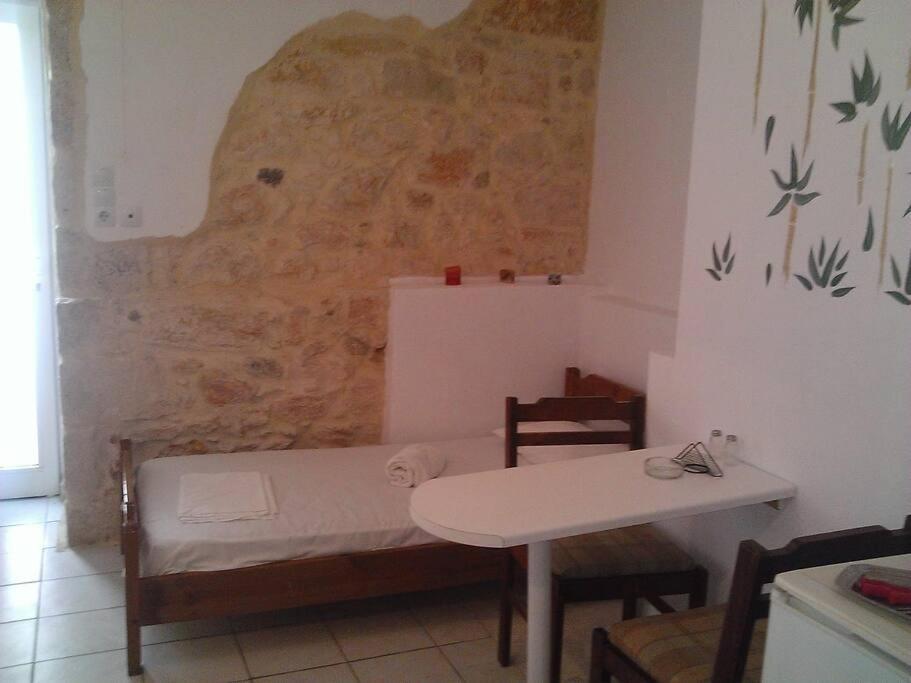 Studio 10 Minutes From The Center Of Heraklion.アパートメント エクステリア 写真